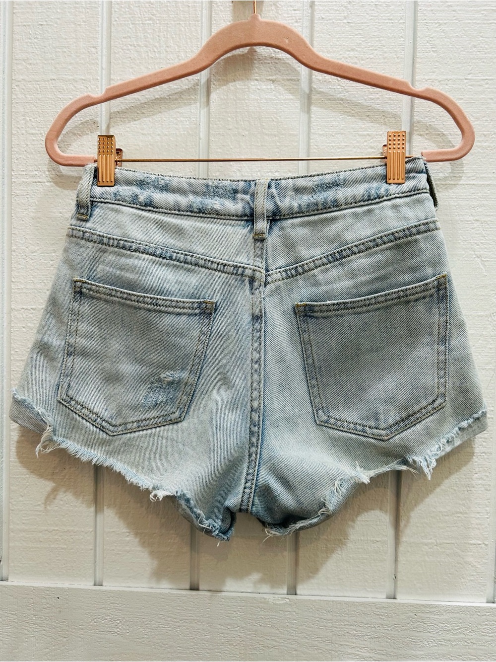 PacSun Light Wash Distressed Denim Cutoff Shorts - Picture 2 of 5